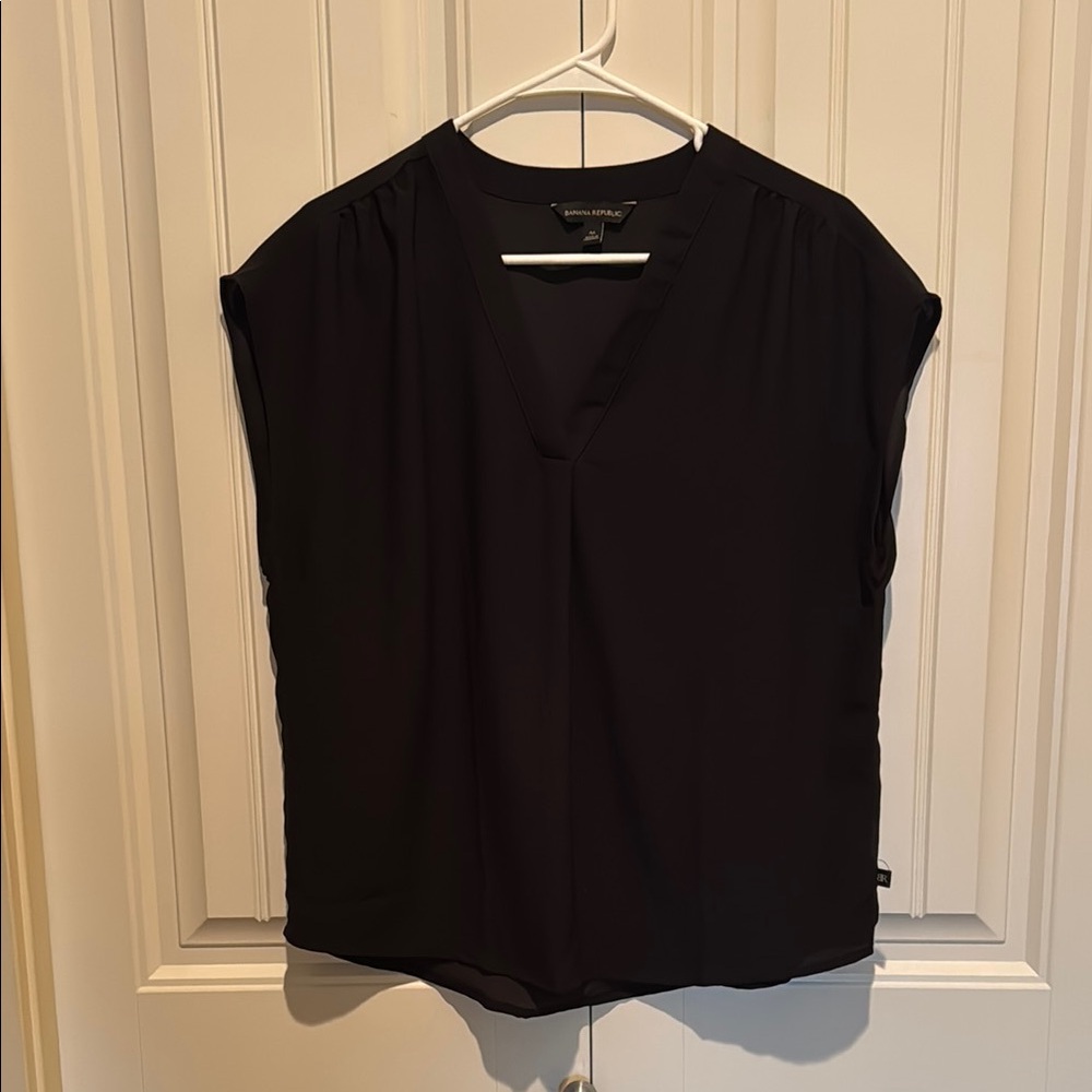 Calvin Klein Women's Black V-Neck Top